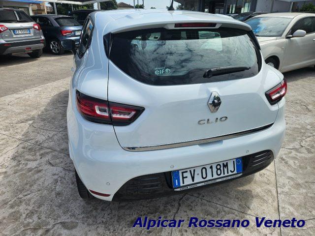 RENAULT Clio dCi 8V 90 CV 5 porte Moschino Intens