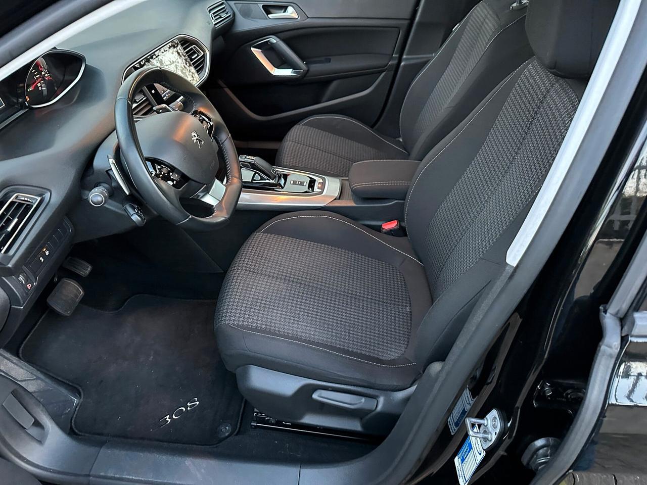 Peugeot 308 BlueHDi 130 S&S EAT8 Active Business