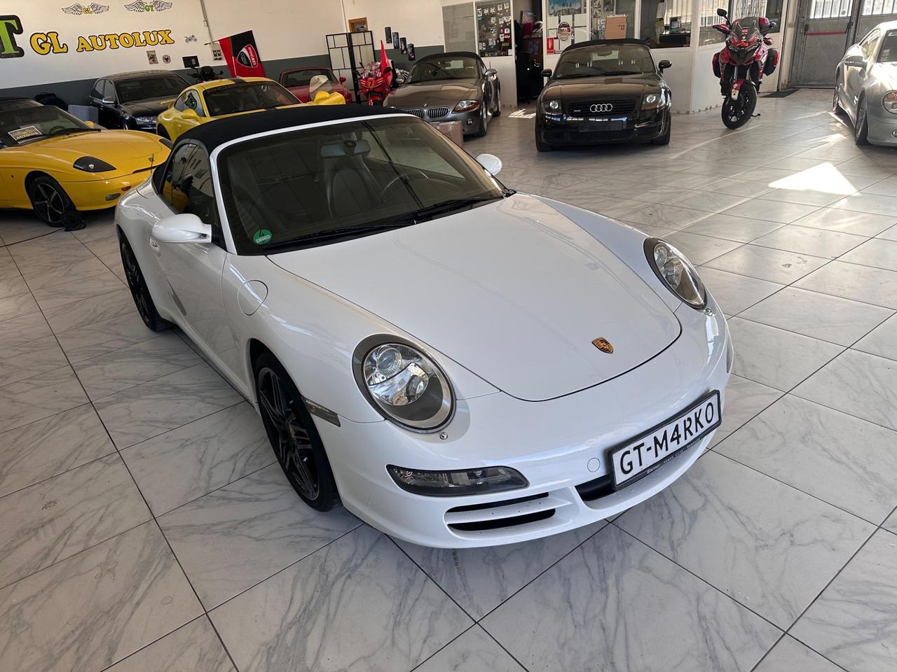 Porsche 911 Carrera 997 Cabriolet