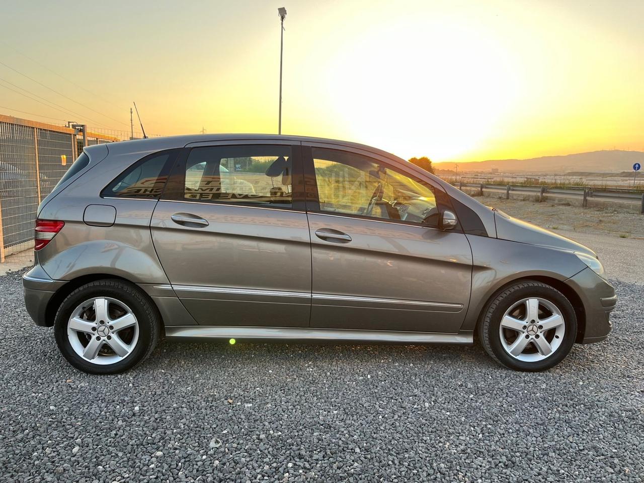 Mercedes-benz B 200 B 200 CDI Sport