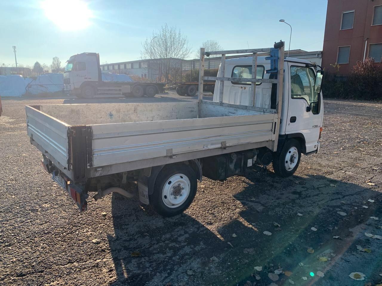 Isuzu NPR/NKR NPR 77 3.0 TDI Cassone fisso
