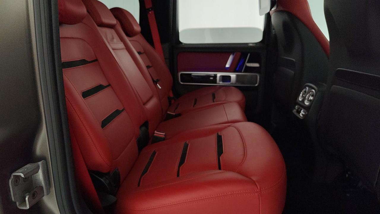 Mercedes-Benz G AMG 63 585cv auto