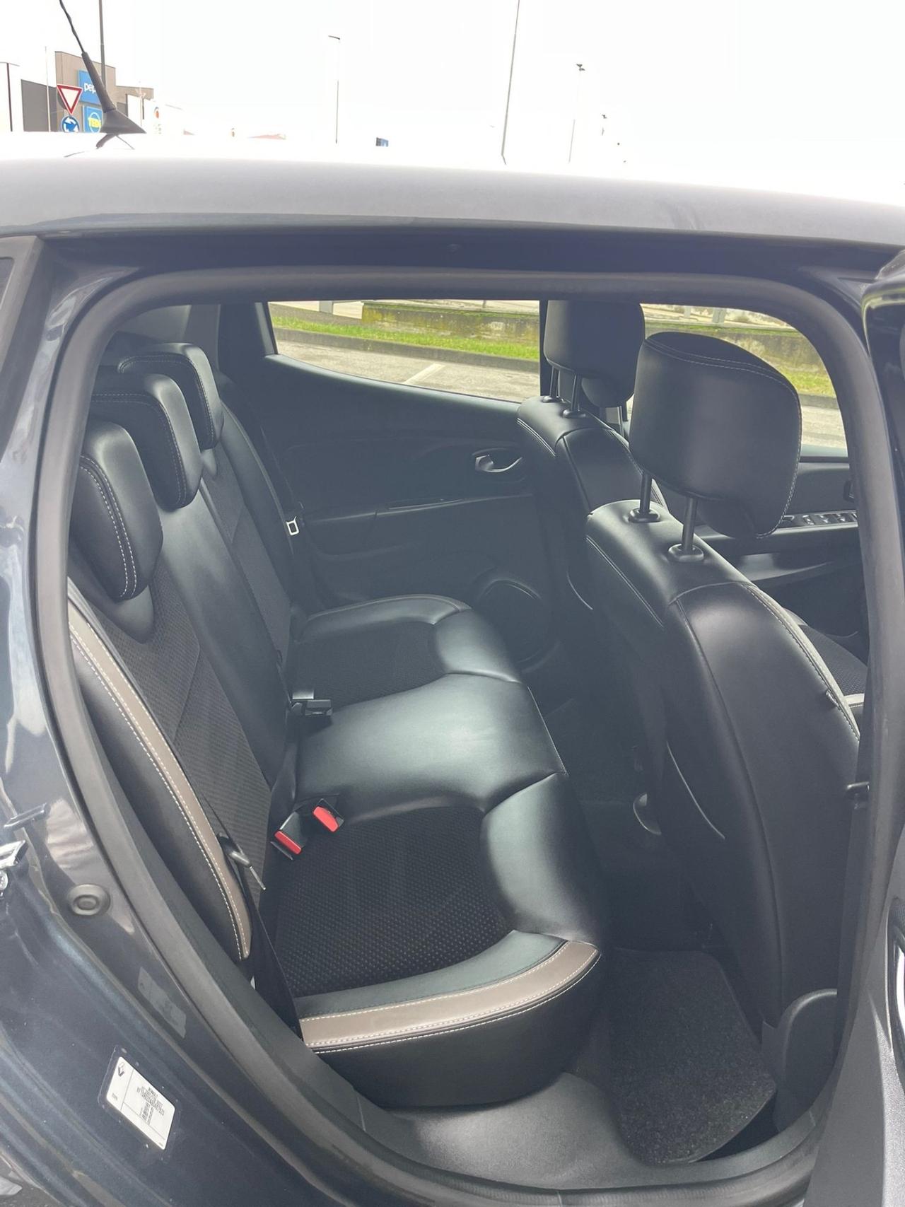 Renault Clio TCe 12V 90 CV Start&Stop 5 porte Energy duel