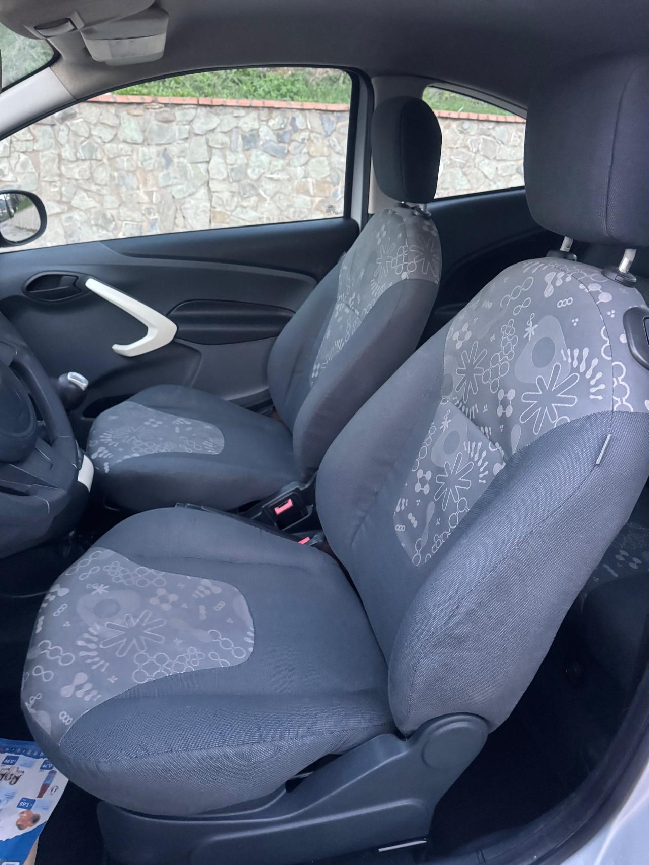 Ford Ka 1.3 Multijet 75CV *TITANIUM* 2010