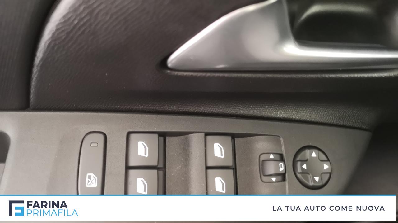 OPEL Nuova Corsa Edition Hybrid 110CV DTC6