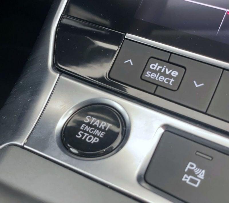 Audi A6 A6 Avant 40 2.0 TDI quattro ultra S tronic Business Plus