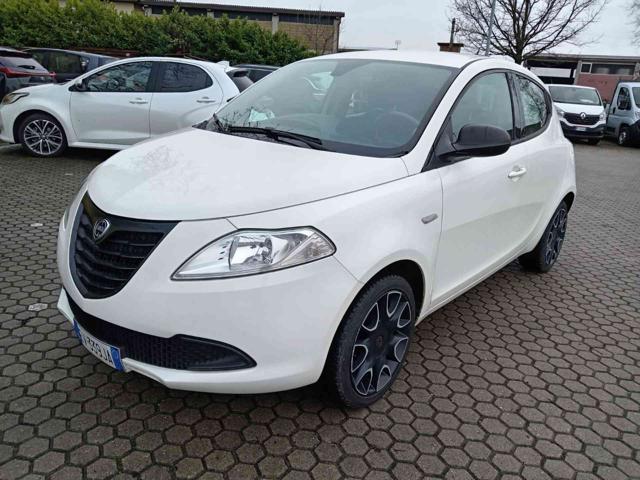 LANCIA Ypsilon 1.2 5 porte S MOMO DESIGN