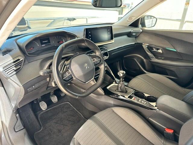 Peugeot 2008 PureTech 100 S&S Allure Navi Pack