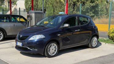 Lancia Ypsilon 1.2 69 CV 5 porte Platinum 2016