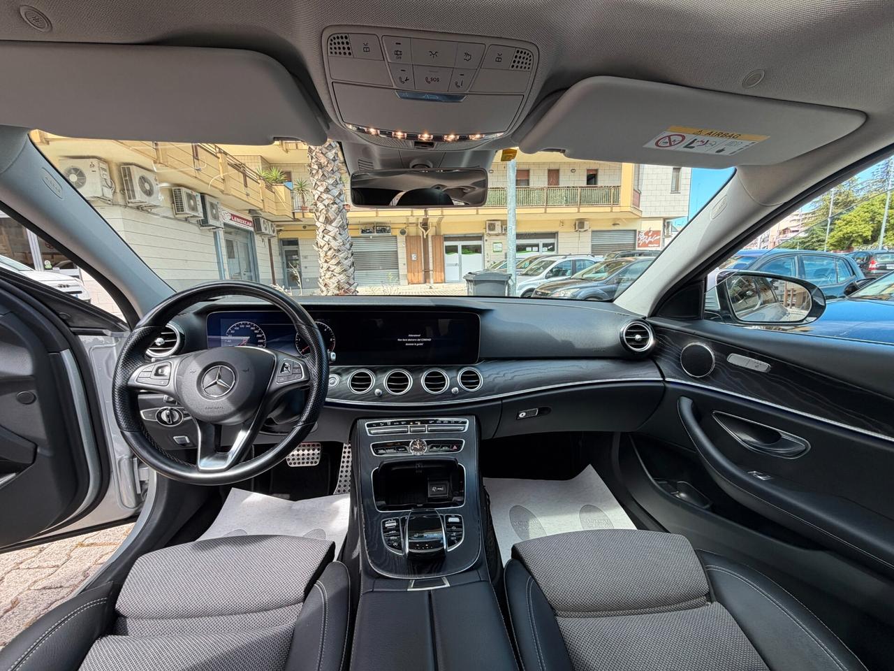 Mercedes-benz E 220 4Matic Auto Premium Plus All-Terrain