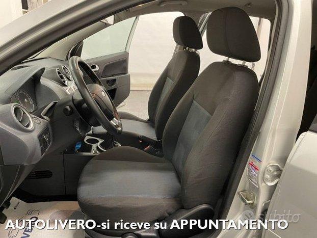 FORD Fiesta 1.6 TDCi 90cv 5porte