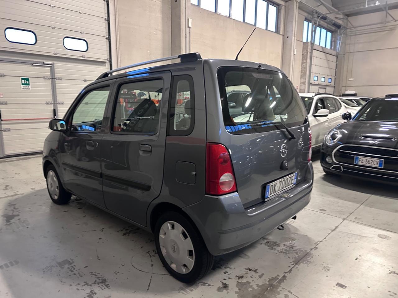 Opel Agila 1.0 12V Club
