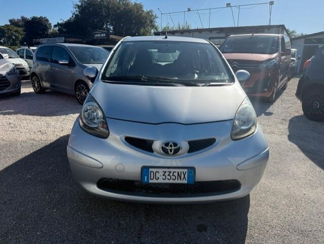 Toyota Aygo 1.0 12V VVT-i 3 porte Sol