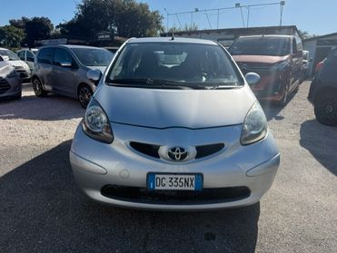 Toyota Aygo 1.0 12V VVT-i 3 porte Sol
