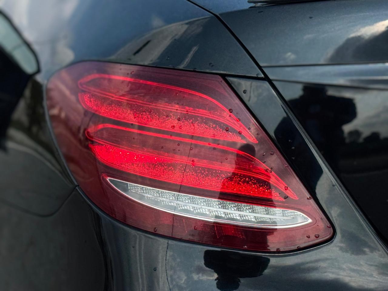 Mercedes-benz E 200 d Auto Premium Plus