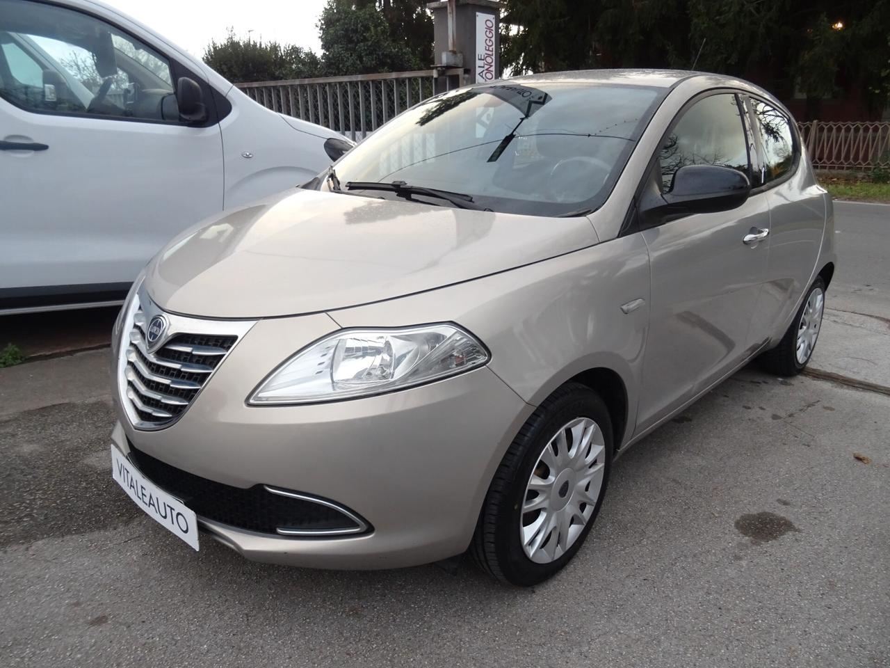 Lancia Ypsilon 1.2 69 CV 5p Elle OK NEOPATENTATI