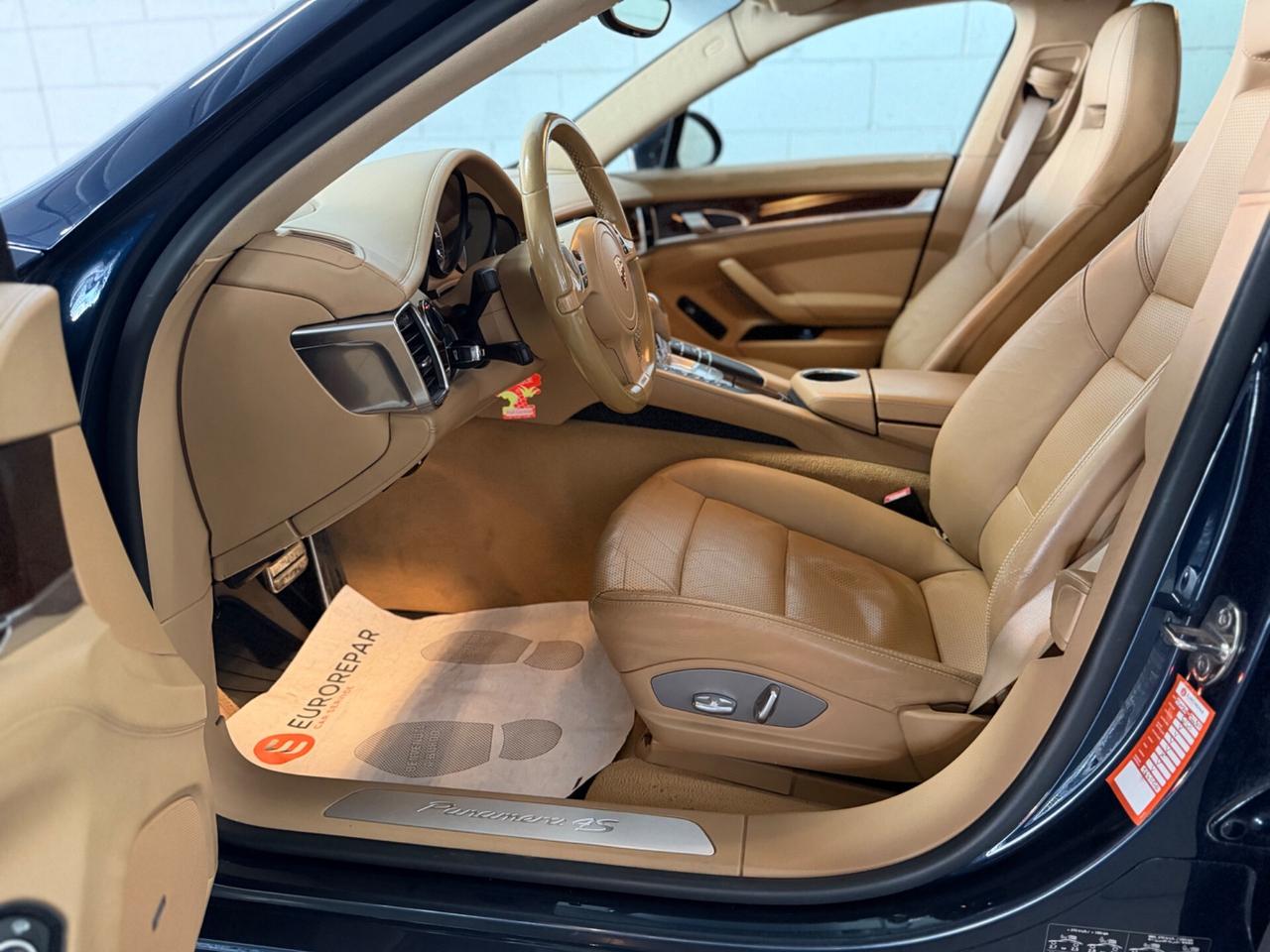 Porsche Panamera 4.8 4S