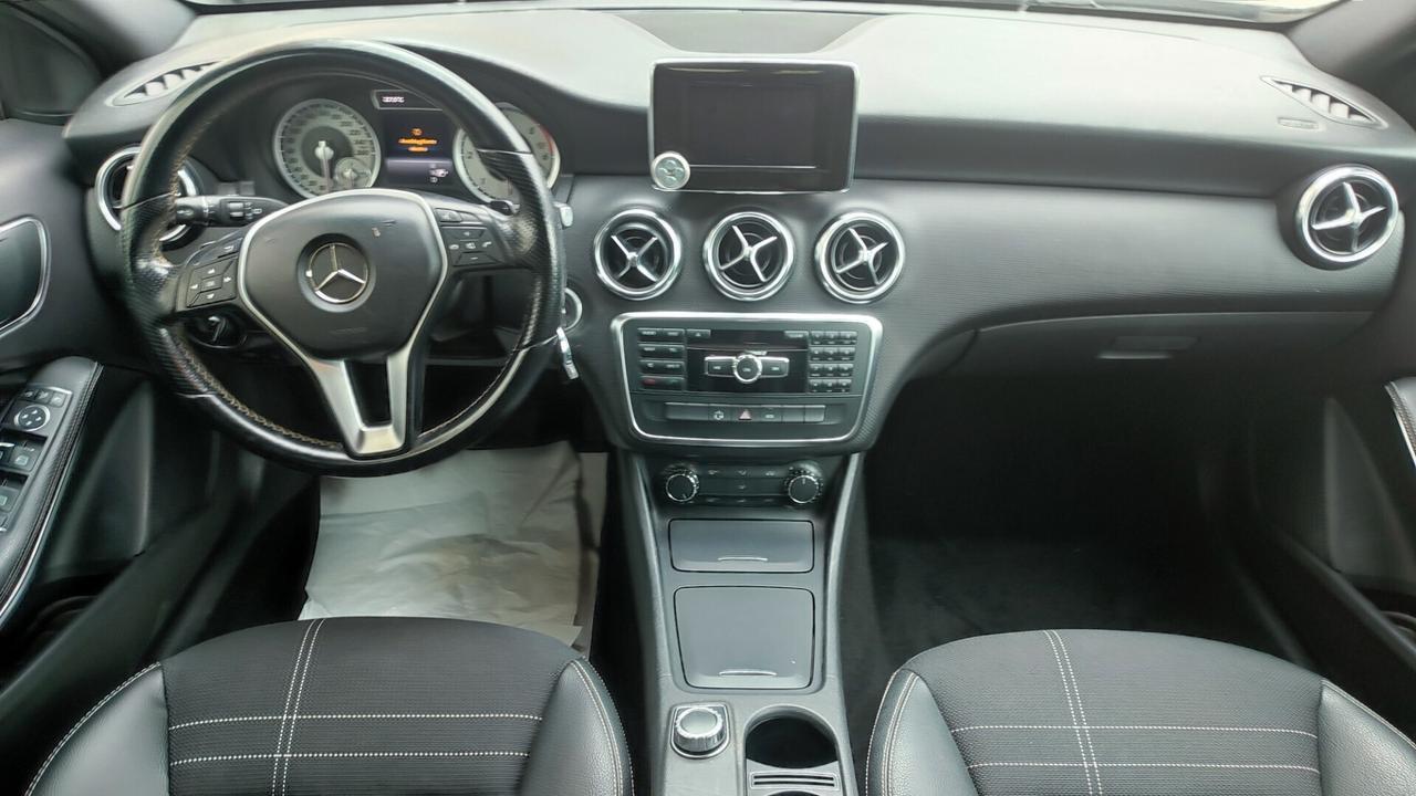 MERCEDES A180