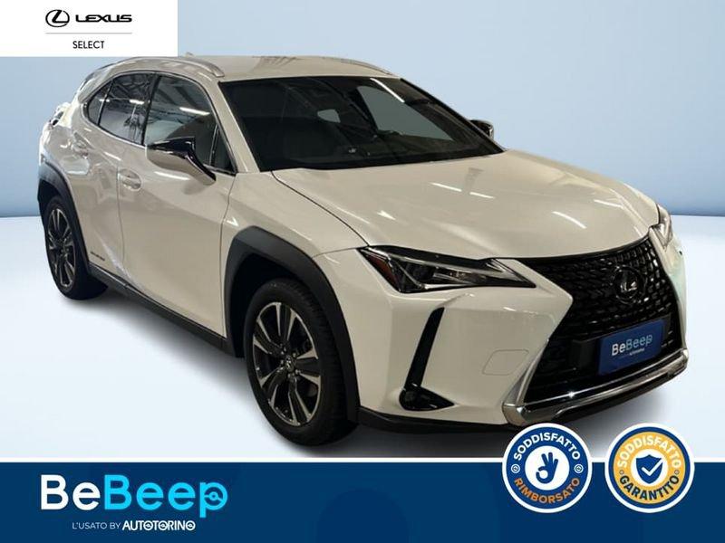 Lexus UX 2.0 PREMIUM 4WD CVT