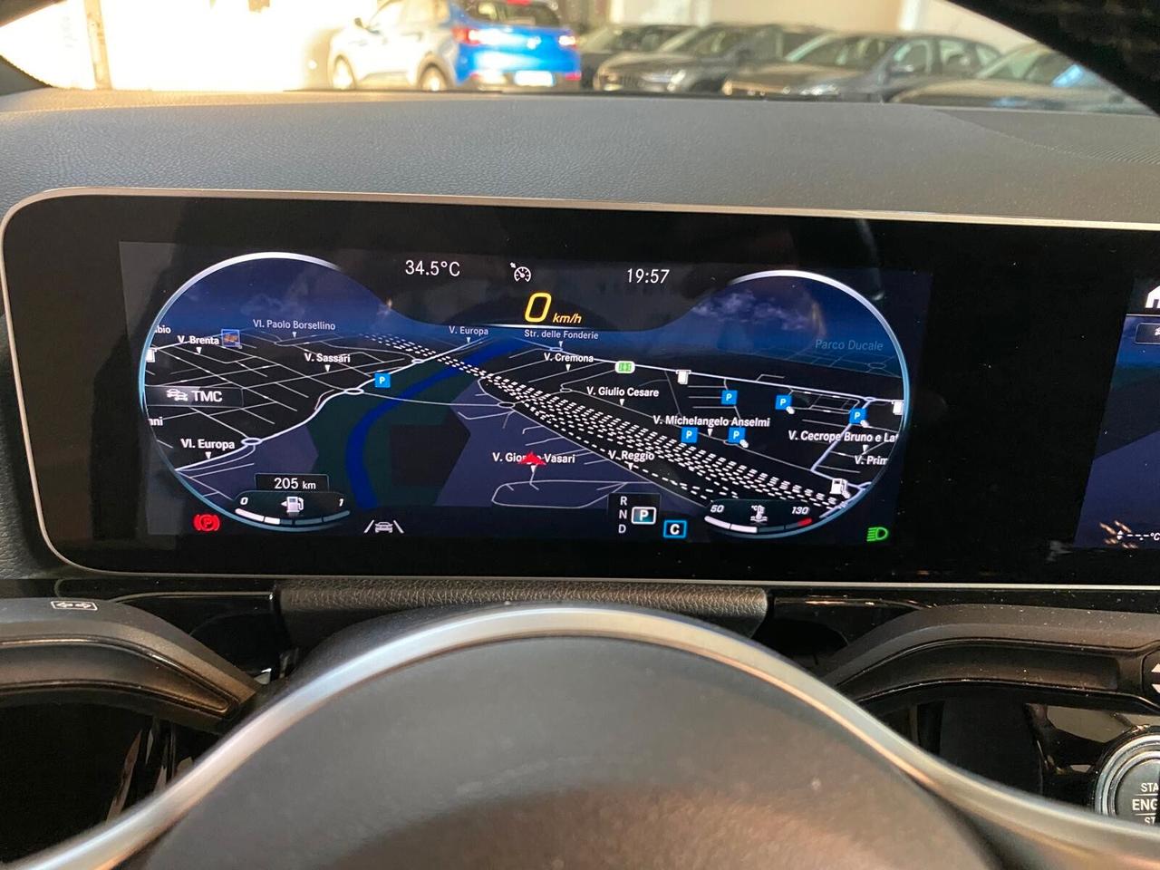 MERCEDES-BENZ CLASSE B 180D PREMIUM 116CV - PELLE, TETTO, VIRTUAL COCKPIT, NEOPATENTATI