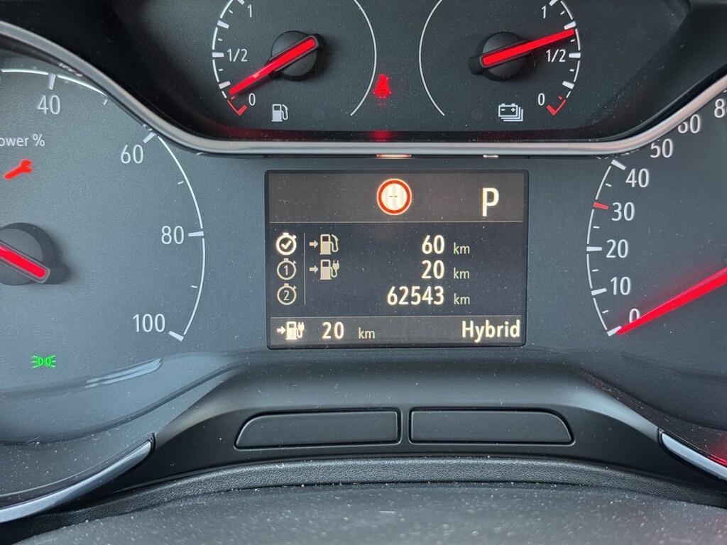 Opel Grandland X 1.6 Plug-in Hybrid4 AWD Auto