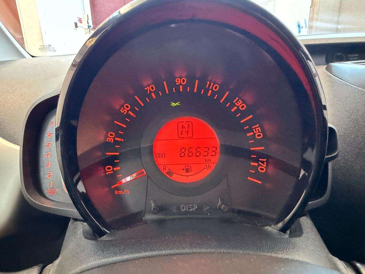 Toyota Aygo 1.0 VVT-i 69 CV 5 porte x-wave MMT cambio automatico 86.000km neopat