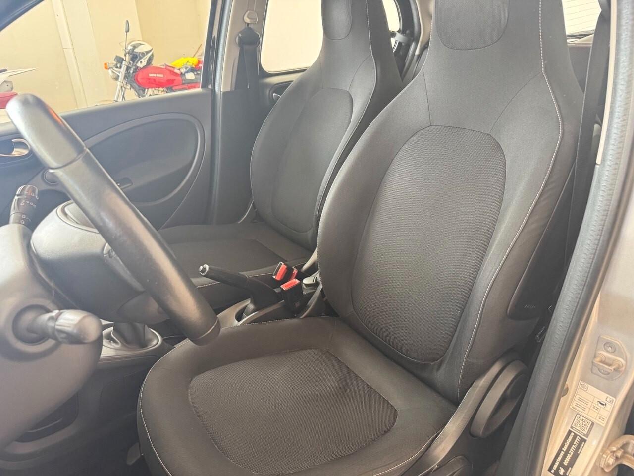 Smart ForFour 60 1.0 Black Passion