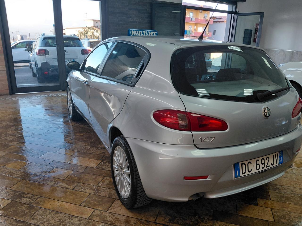 Alfa Romeo 147 1.9 JTD (120) SOLI 117000 KM
