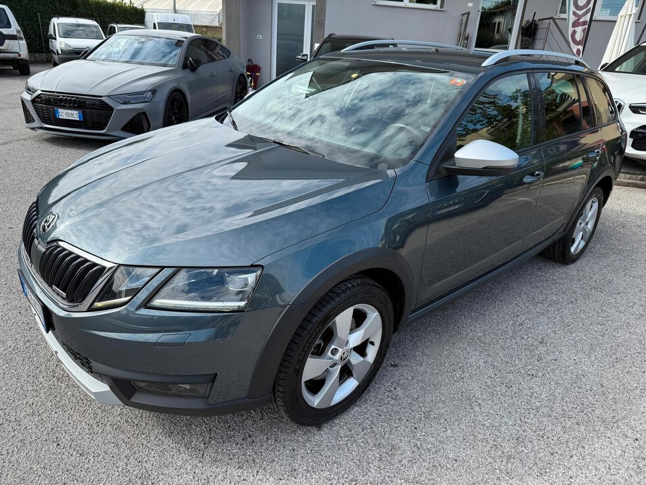 Skoda Octavia 2.0 TDI SCR 184 CV DSG Wagon 4x4 Scout