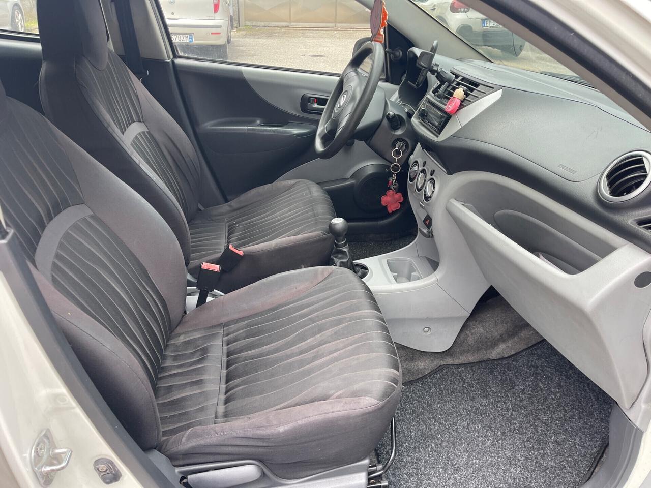 Nissan Pixo 1.0 benzina euro5a neopatentati