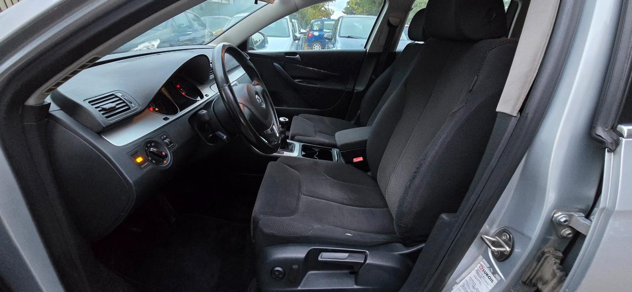Volkswagen Passat 2.0 TDI DPF Var. Comfortline