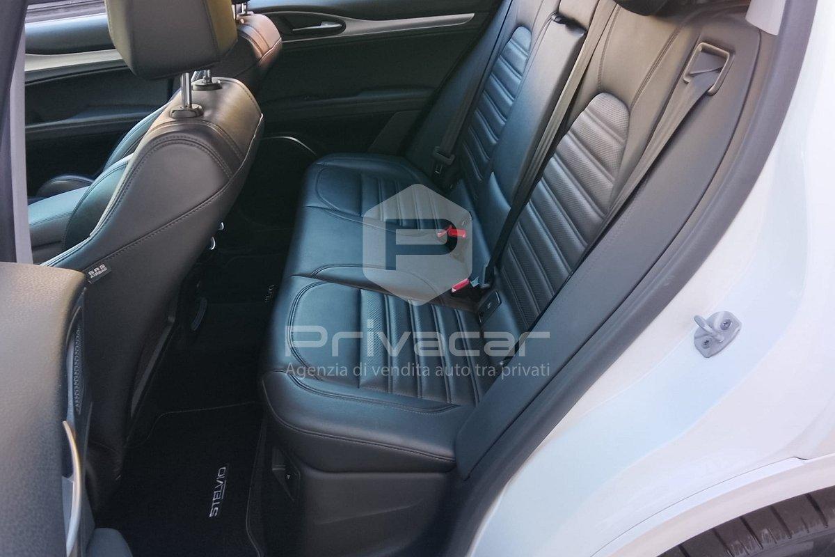 ALFA ROMEO Stelvio 2.2 Turbodiesel 210 CV AT8 Q4 Veloce