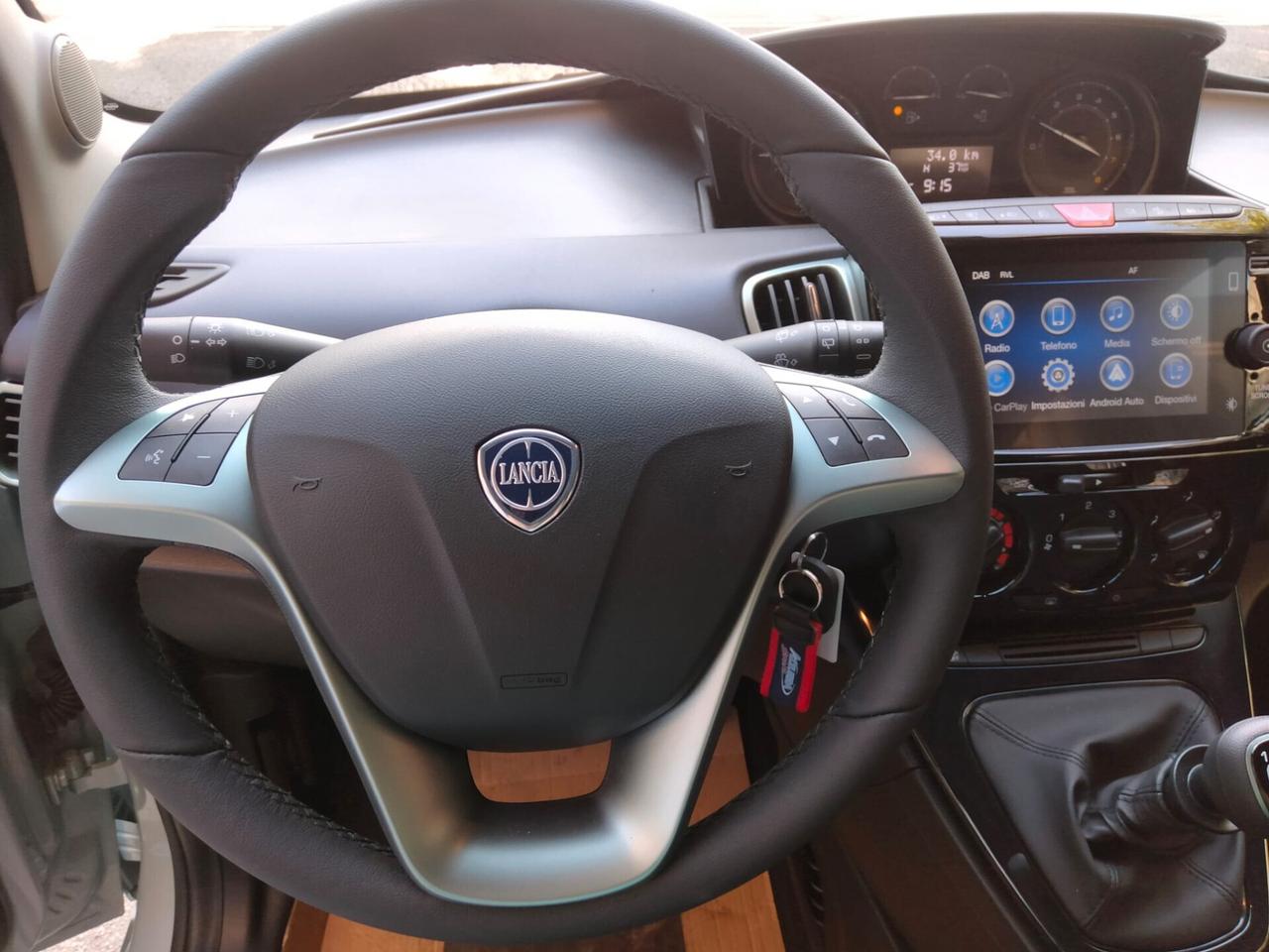 Lancia Ypsilon 1.0 FireFly 5 porte S&S Hybrid Ecochic Gold Plus
