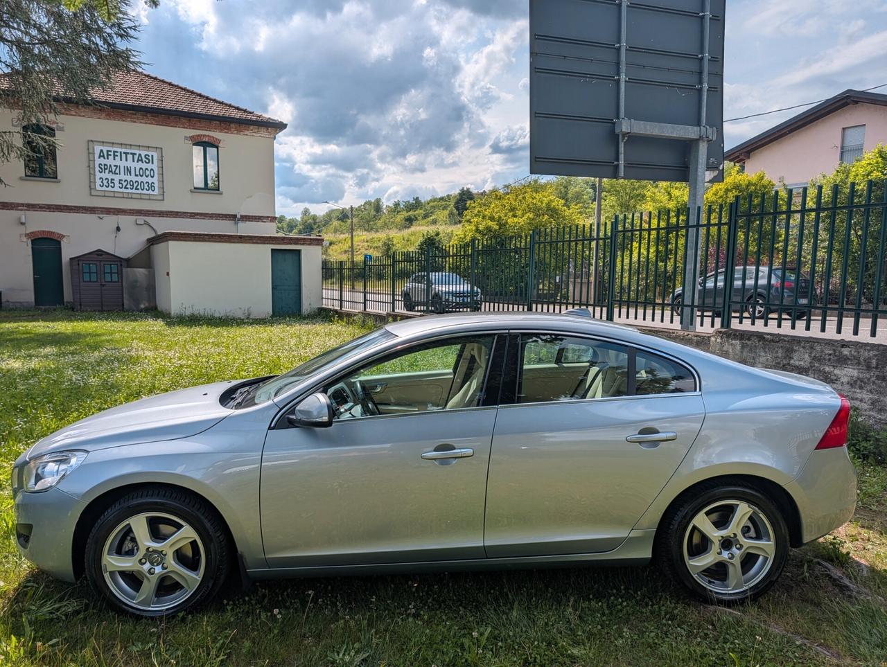 Volvo S60 T4 Powershift Momentum