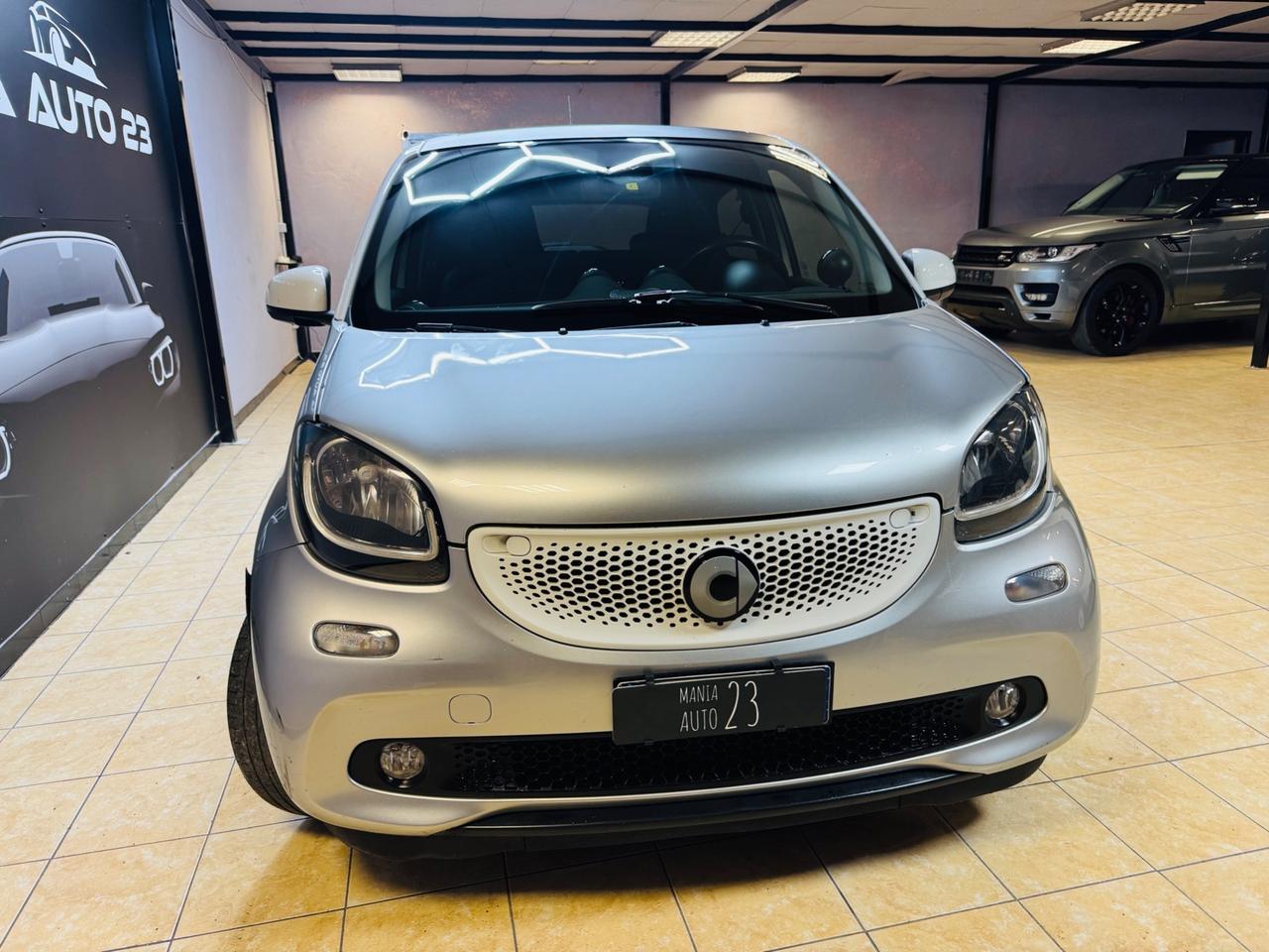 Smart ForFour 90 0.9 Turbo twinamic JBL*ALL BRABUS*CABRIO*NEOPATENTATI*