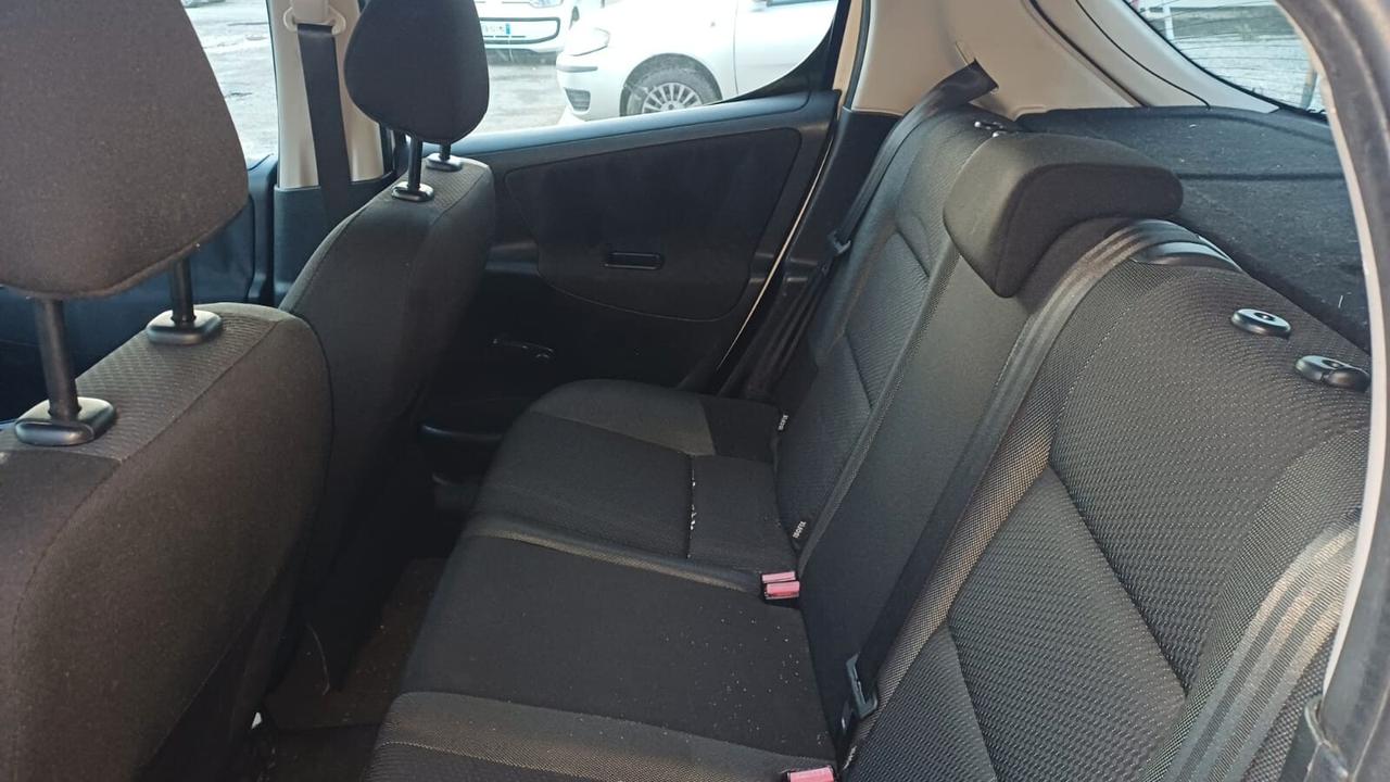 Peugeot 207 Plus 1.4 8V 75CV 5p. ECO GPL 2013