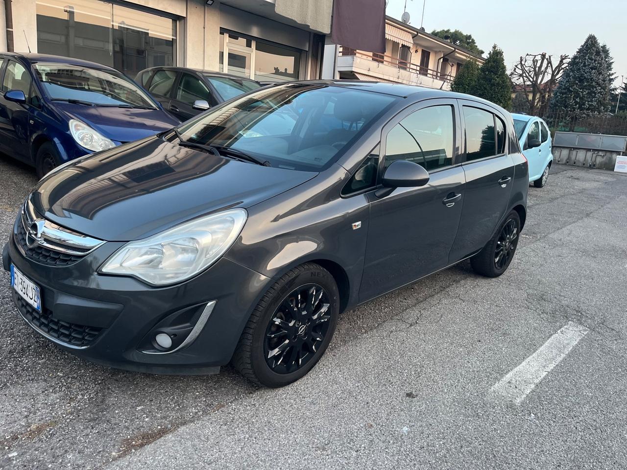 Opel Corsa 1.2 85CV 5 porte GPL-TECH Edition