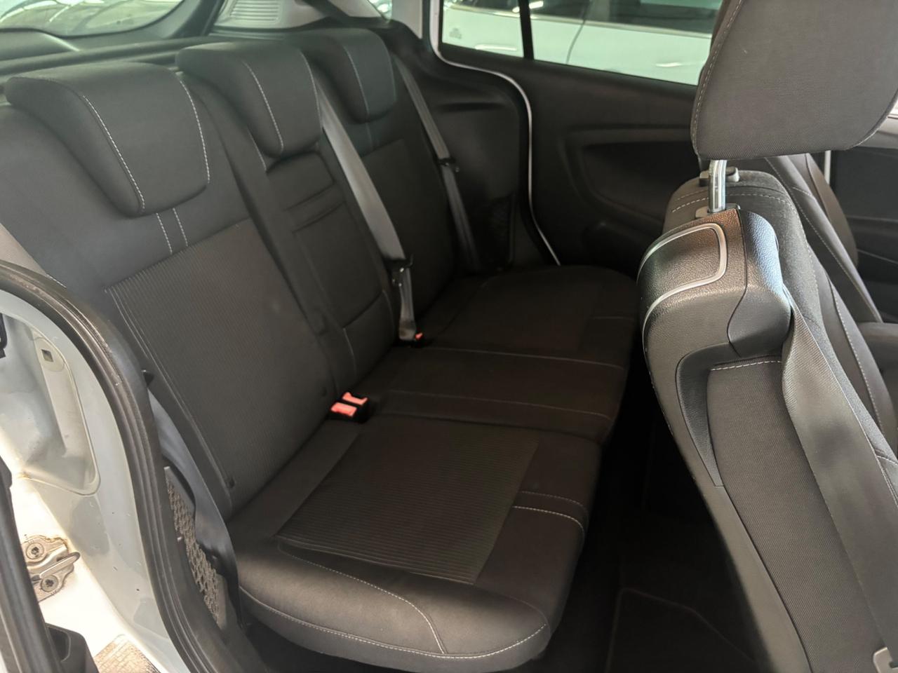 Ford B-Max 1.4 B/GPL Titanium |OK NEOPATENTATI |