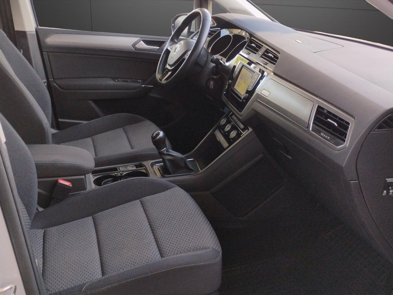 Volkswagen Touran 1.6 tdi Highline 115cv.NAVI.UNICO PROPRIETARIO