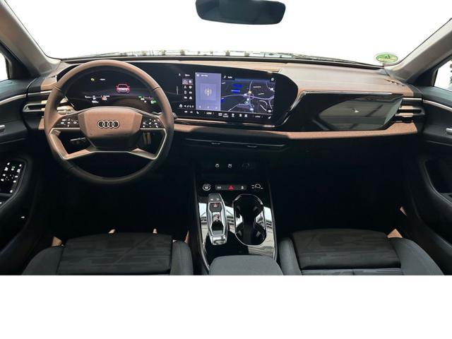 AUDI A5 Avant TDI 150 kW MHEV+ S tronic S Line RATA 799 ?