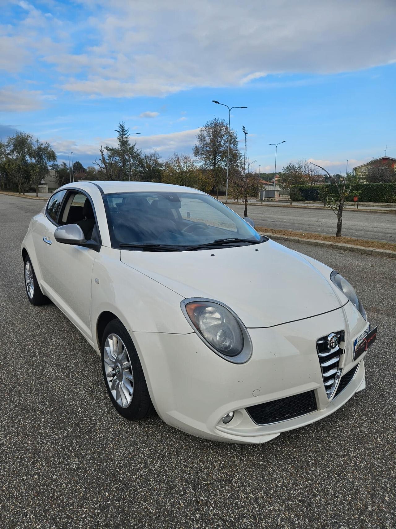 Alfa Romeo MiTo 1.3 JTDm 85 CV NEOPATENTATI