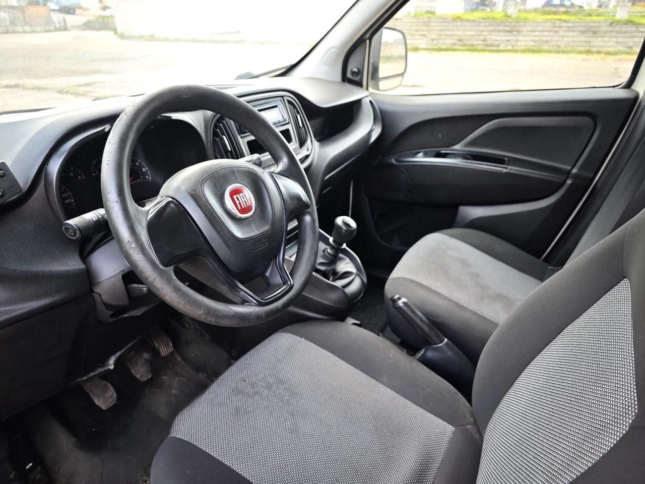 Fiat Doblo passo 3105 con Gruppo Frigo V-200MAX20(Trifase)