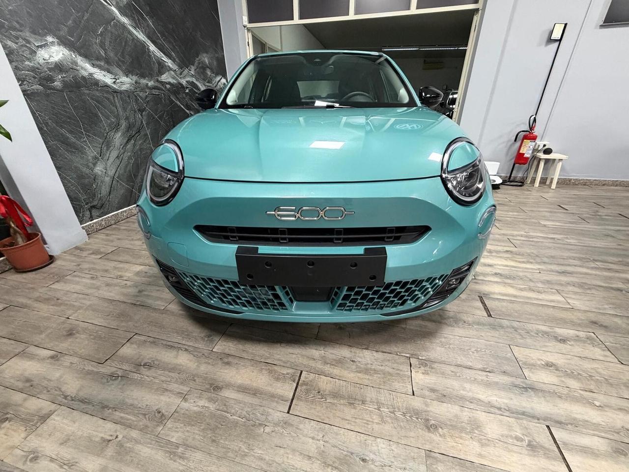 Fiat 600 Hybrid 100 CV DCT MHEV ADATA PER NEOPATENTATI