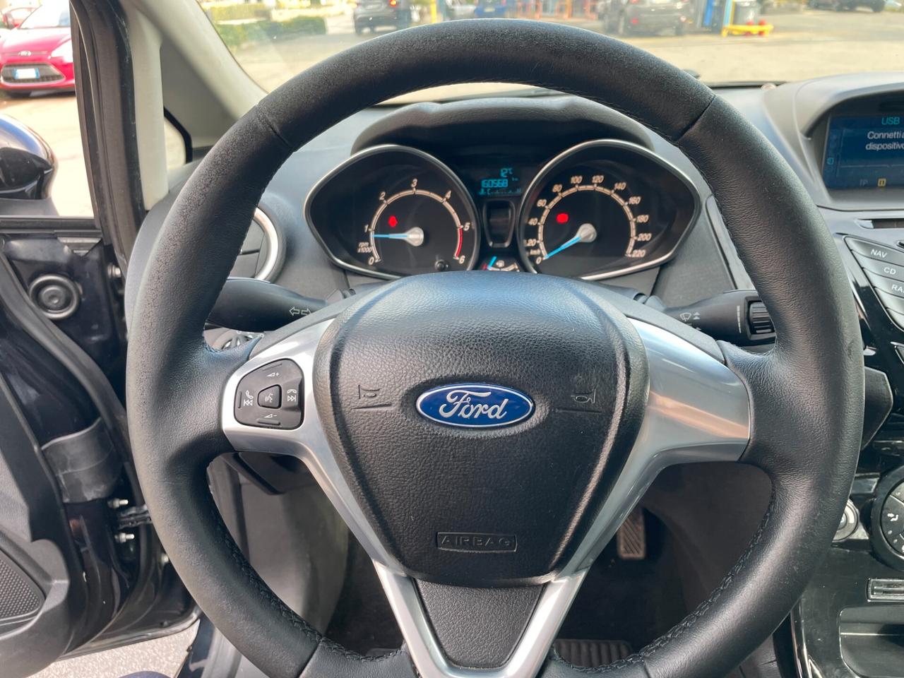 Ford Fiesta 1.5 TDCi 75CV 5 porte Business FINANZIABILE