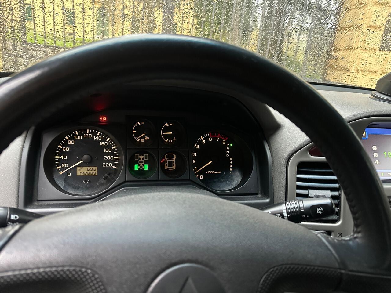 Mitsubishi Pajero 3.5i GDI V6 24V GLS 7 POSTI cat 5p.