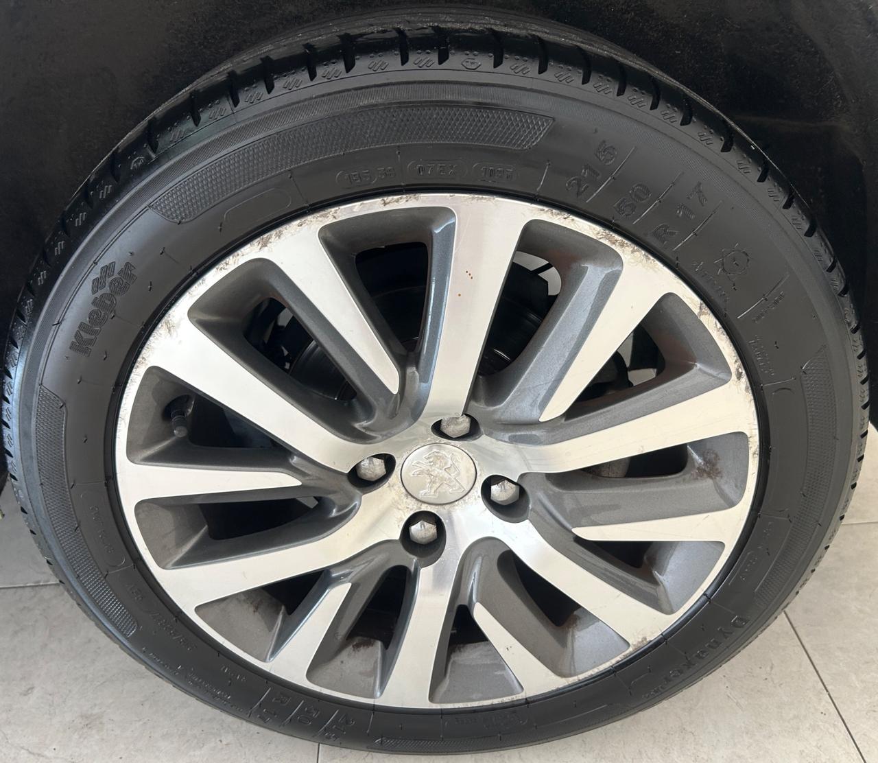 Peugeot 5008 2.0 HDi 163CV 7posti