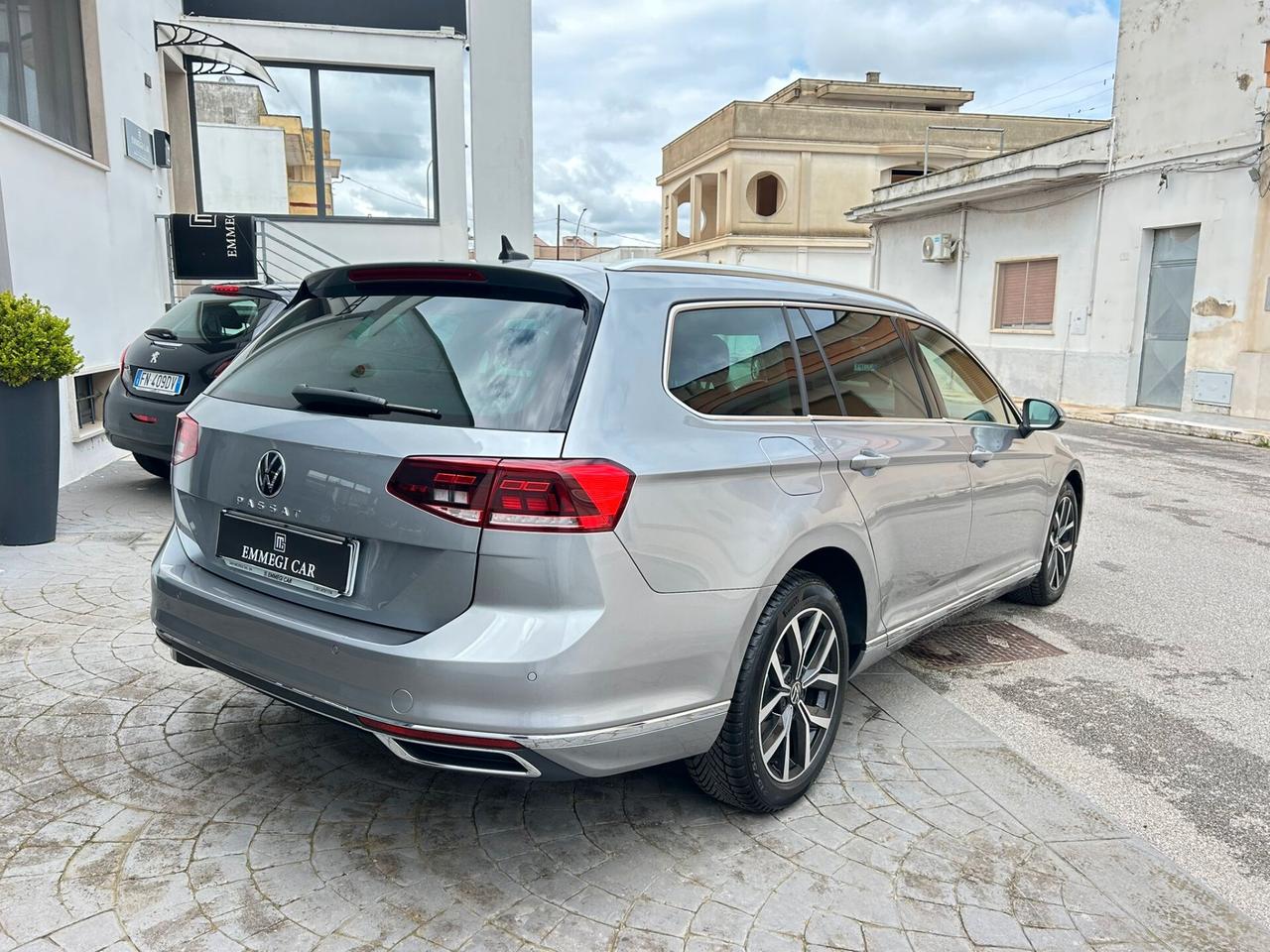 VW Passat 2.0 TDI DSG EXECUTIVE COCKPIT/NAVI-2020