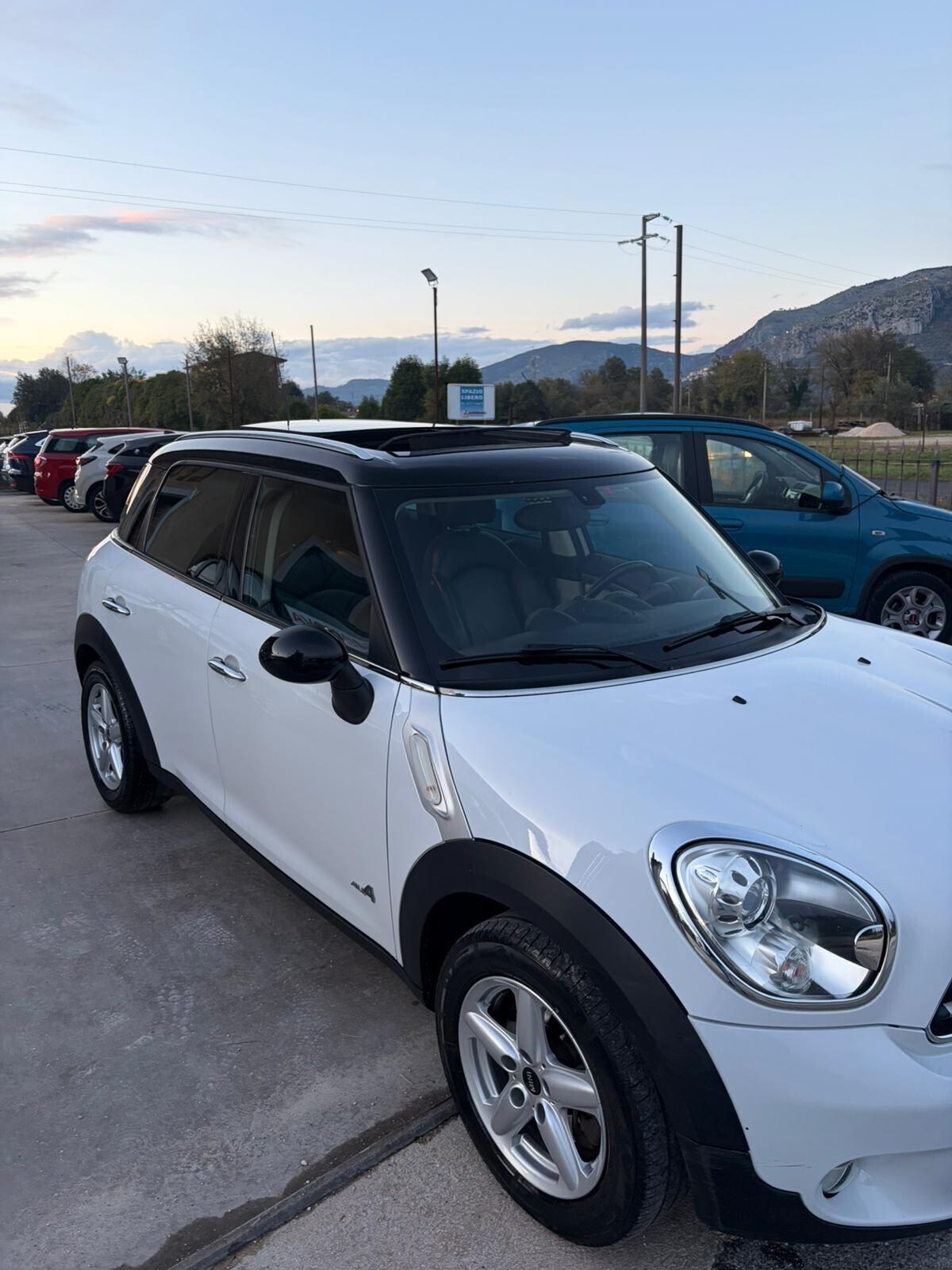 Mini Cooper Countryman 1.6 D all4 tetto apribile pelle full