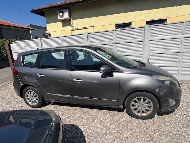 Renault Scenic Scénic 1.9 dCi 130CV Luxe