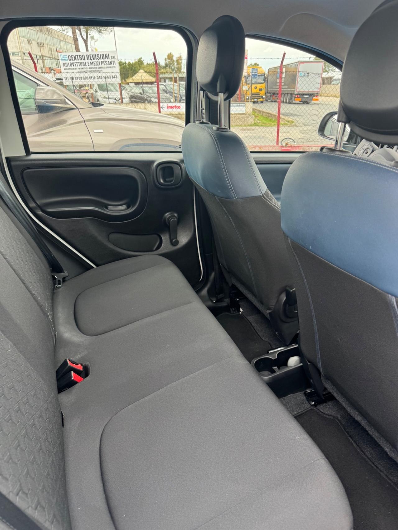 FIAT PANDA CROSS 1.2 GPL DELLA CASA 2022